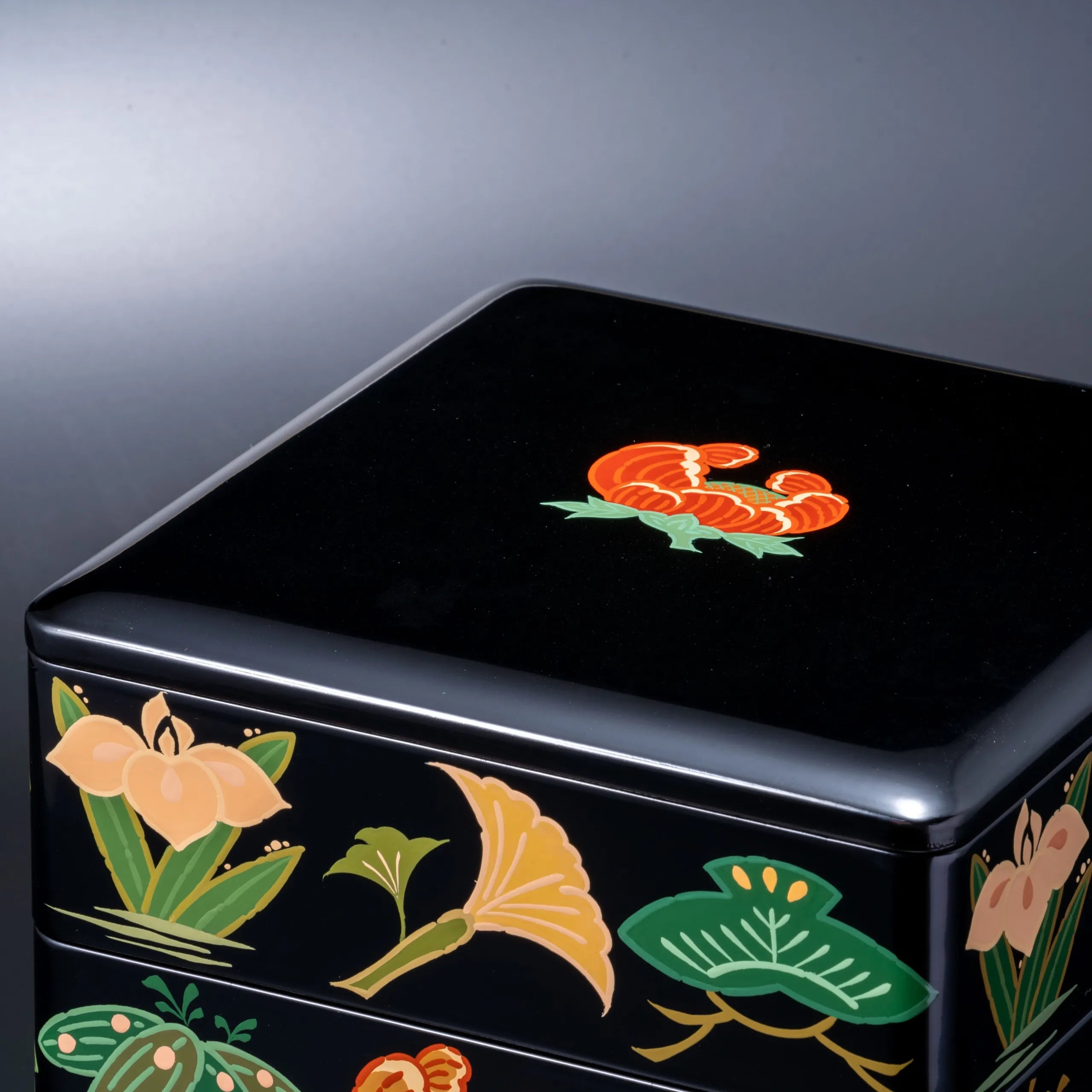 秀衡塗 重箱 3段 黒赤金装飾 Amazon.co.jp: 用 秀衡塗 重箱 お重 三段 伝統工芸品 花 金 赤