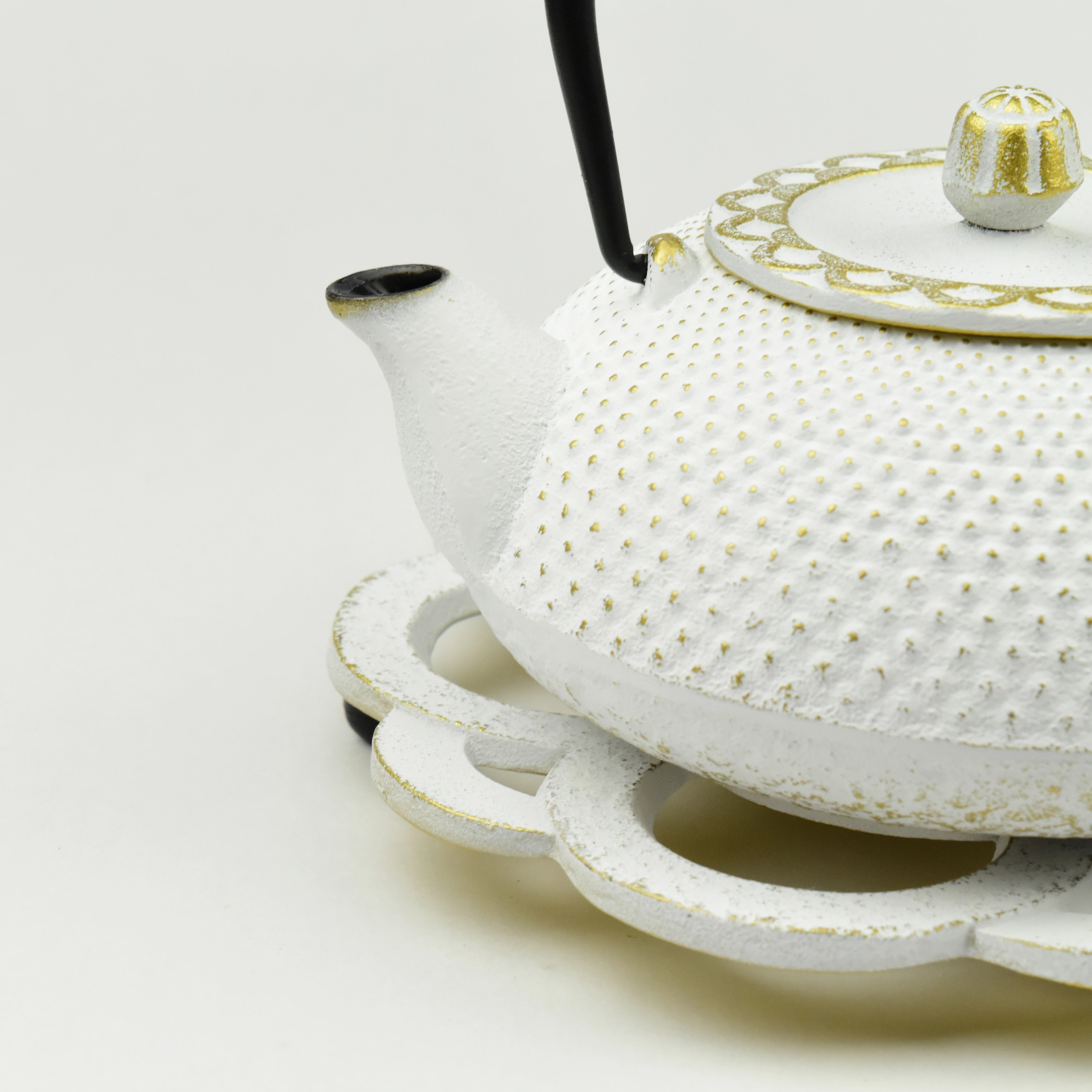 南部鉄器 骨董品 鉄瓶とウサギ型鍋敷きのセット 南部鉄器 骨董品 鉄瓶とウサギ型鍋敷きのセット 2025年最新】Yahoo!