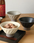 波佐見焼 ねじり 夫婦茶碗 黒/よもぎ