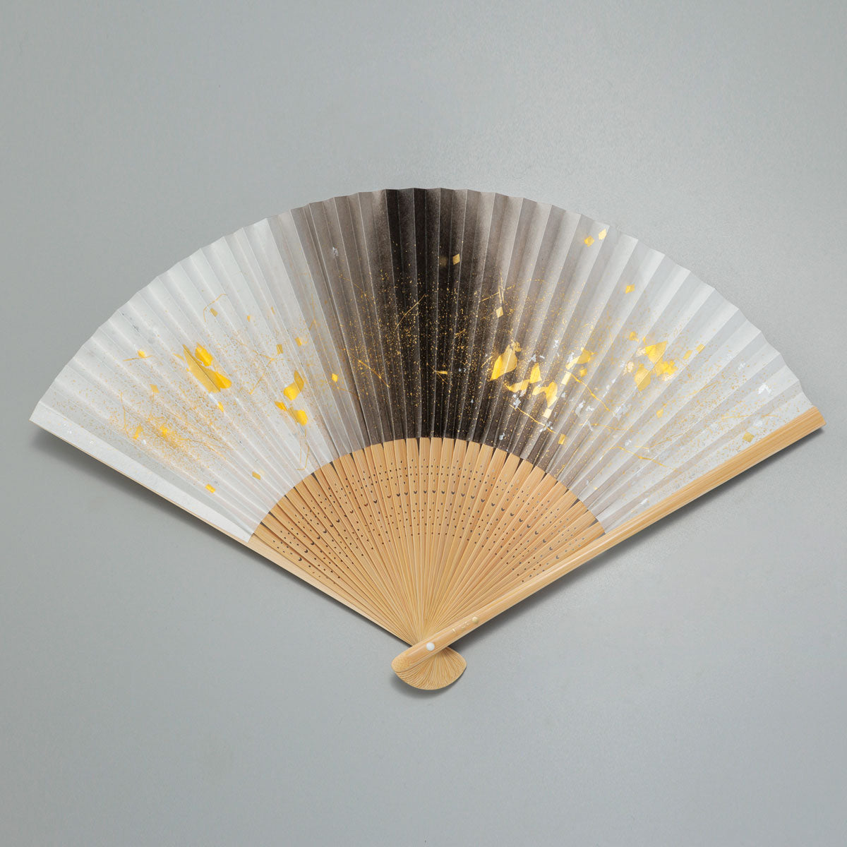金沢箔扇子 墨美 等伯 tohaku | ギフトショップ Nihon Miyabi