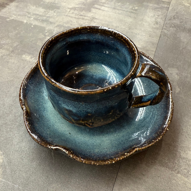 萩焼 光彩庵 藍流 カップ&ソーサー | ギフトショップ Nihon Miyabi