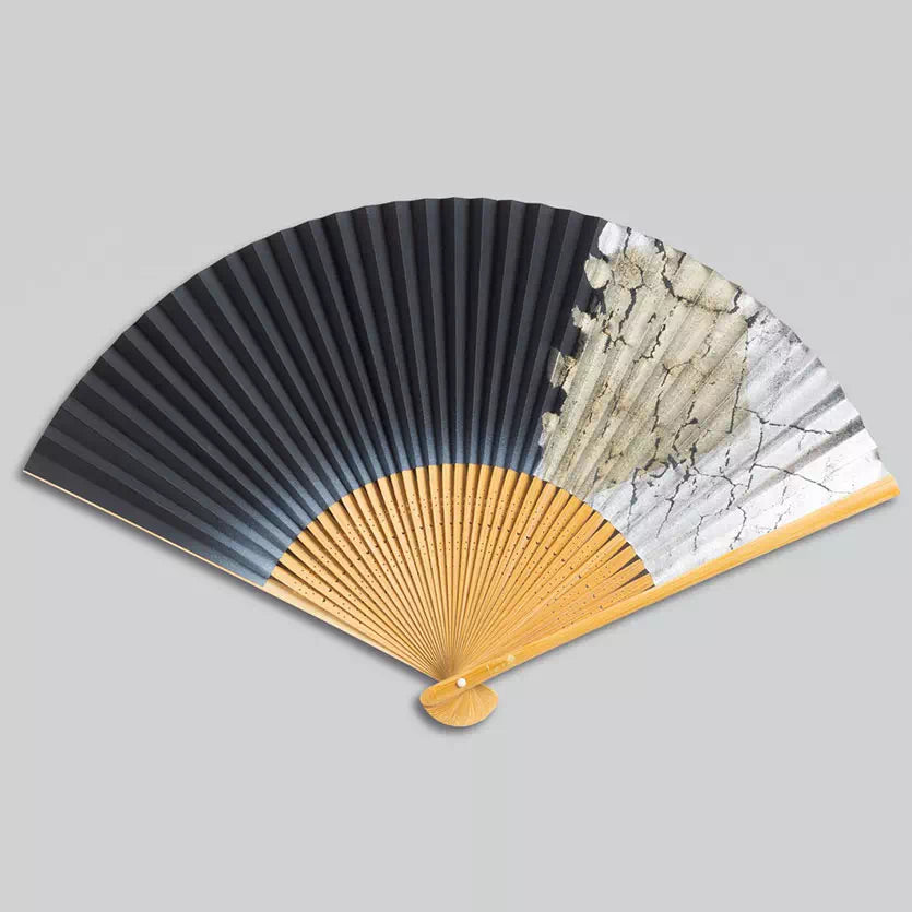 金沢箔扇子 彩美 消炭 keshizumi | ギフトショップ Nihon Miyabi 通販
