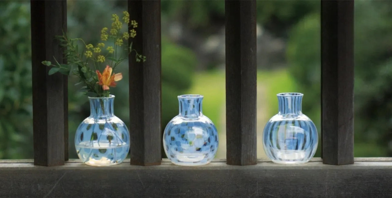 大正浪漫硝子 一輪挿し 水玉 | ギフトショップ Nihon Miyabi 通販サイト