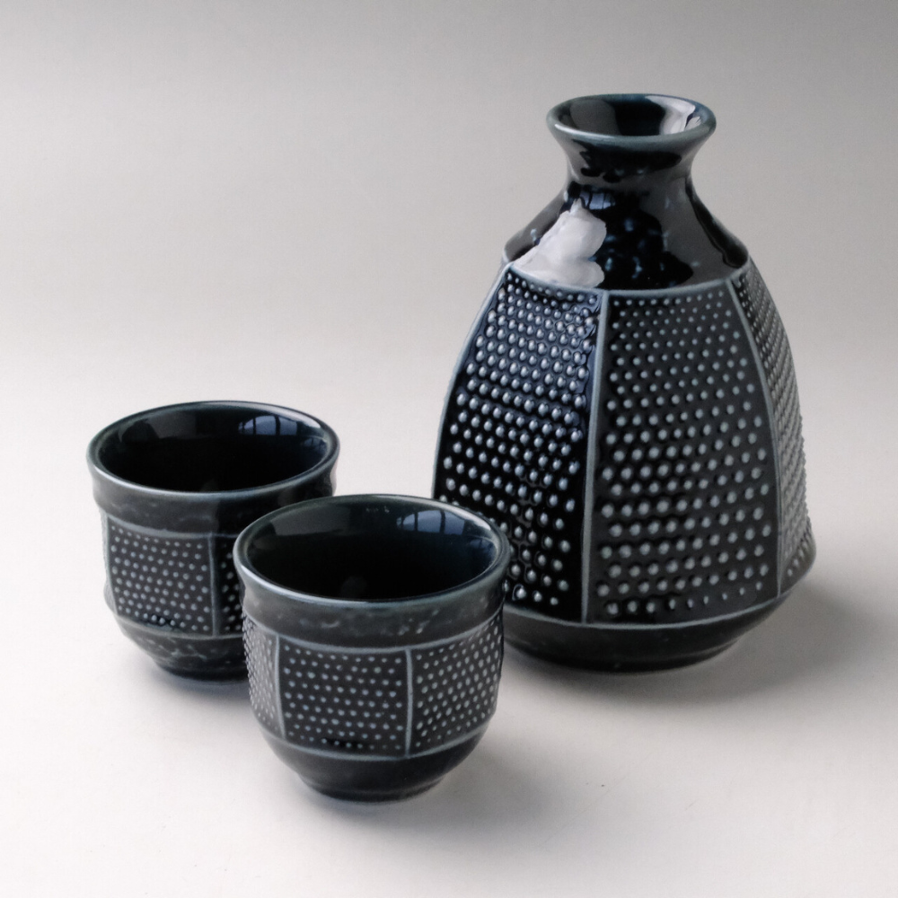 美濃焼 釣鐘酒器揃 | ギフトショップ Nihon Miyabi 通販サイト