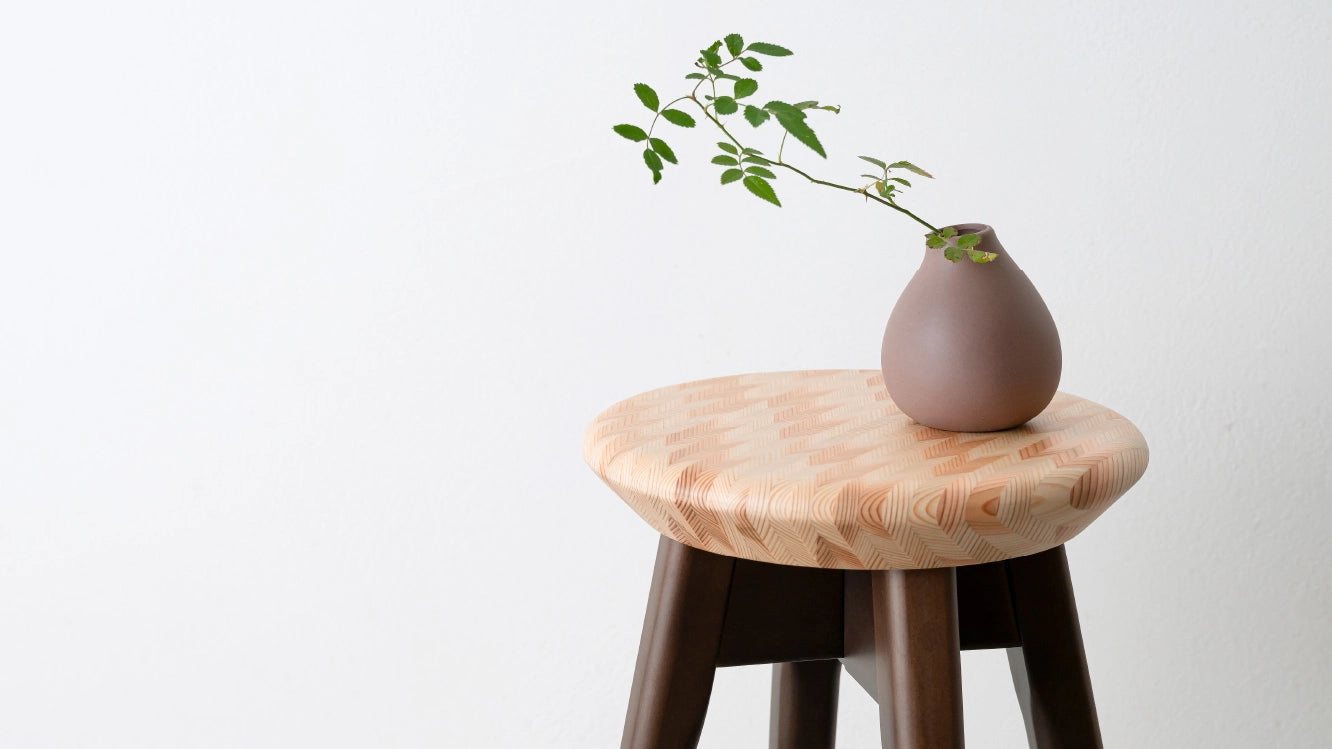 STOOL 矢絣 DK | ギフトショップ Nihon Miyabi 通販サイト