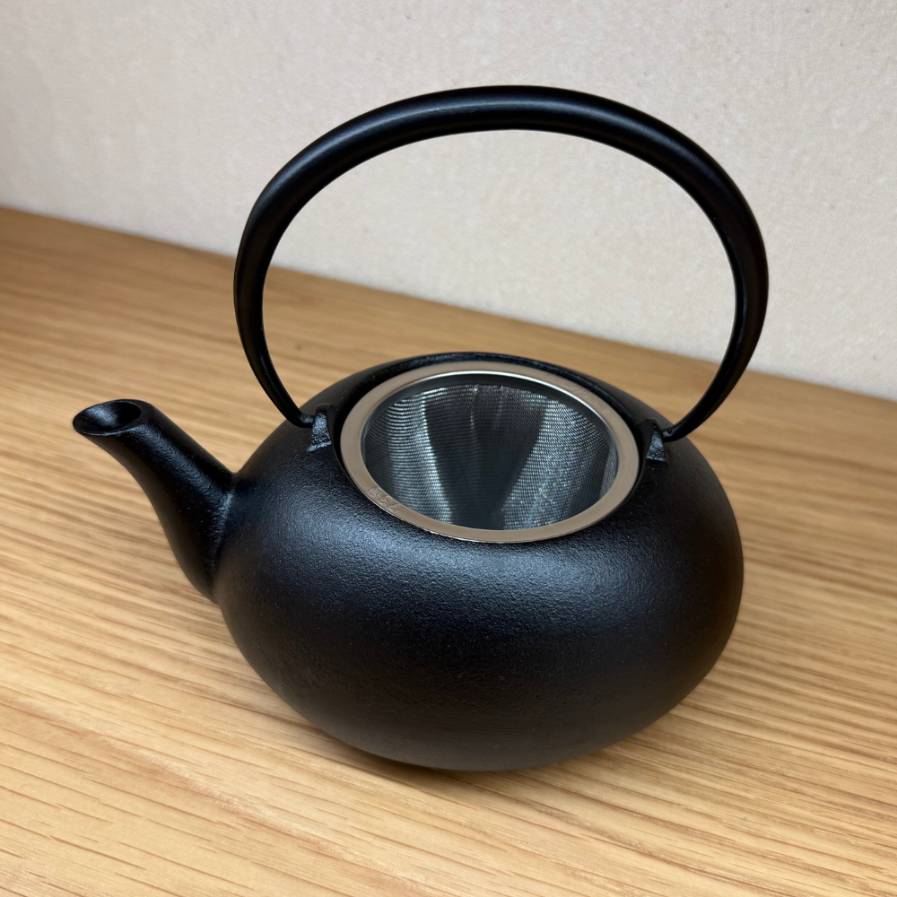 保寿堂 鉄瓶 富士山 松 茶道具 茶器 送料込み250905 山形鋳物 菊地保寿 保寿堂 鉄瓶 富士山 松 茶道具 茶器 送料込み250905 山形鋳物 菊地保寿