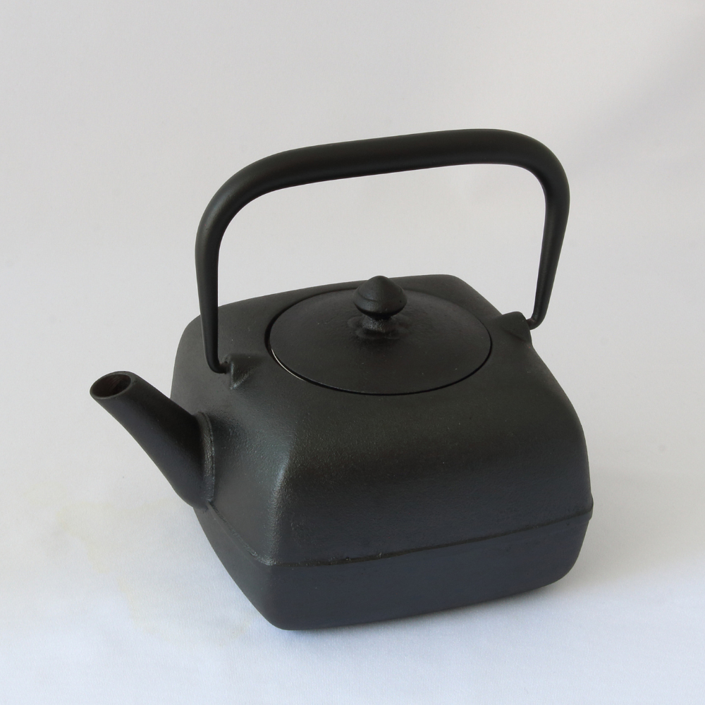 保寿堂 鉄瓶 富士山 松 茶道具 茶器 送料込み250905 保寿堂 鉄瓶 保寿堂 鉄瓶 富士山 松 茶道具 茶器 送料込み250905 保寿堂 鉄瓶