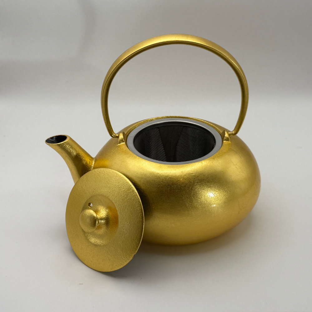 （特別限定モデル）山形鋳物 菊地保寿堂 WAZUQU(ワズク）金箔鉄瓶 ふくS  600ml