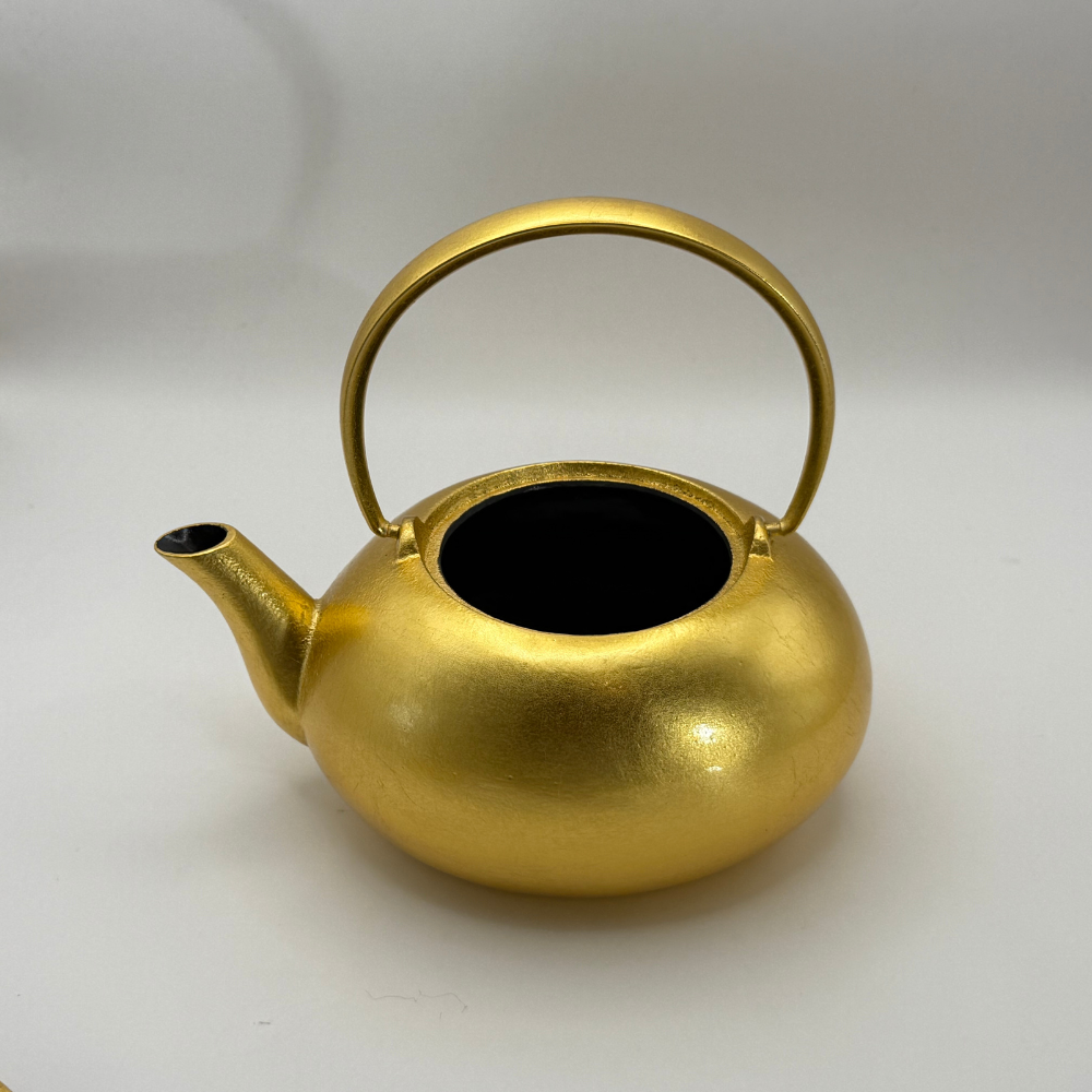 （特別限定モデル）山形鋳物 菊地保寿堂 WAZUQU(ワズク）金箔鉄瓶 ふくS  600ml