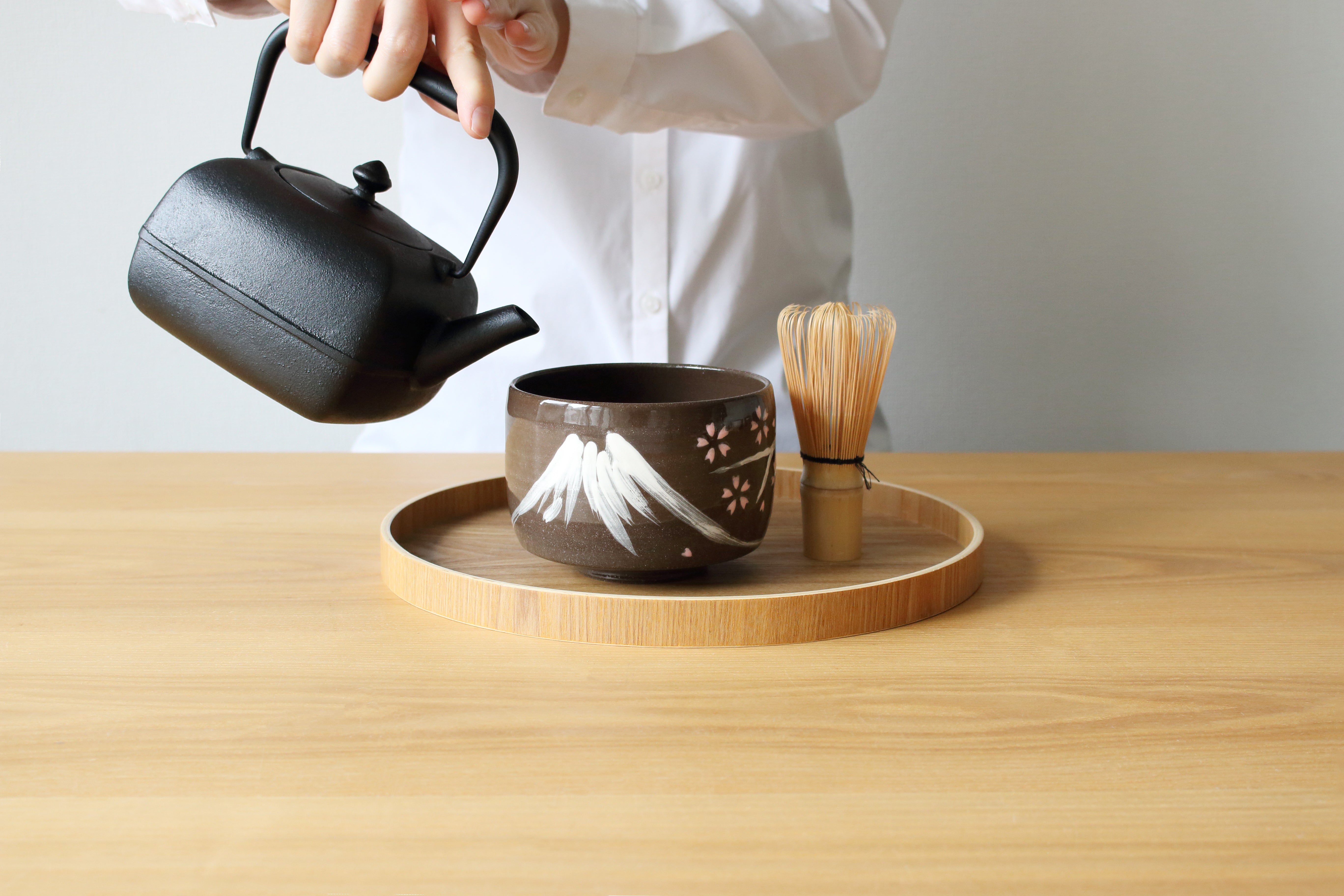 波佐見焼  絵付け抹茶碗 凛然 さくら富士・月うさぎ