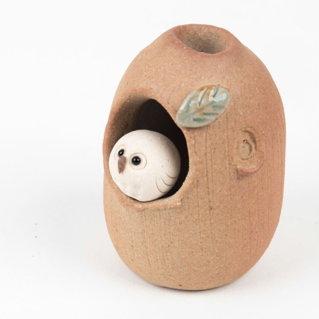 信楽焼 ミニ花瓶 うろ中ふくろう 葉つき