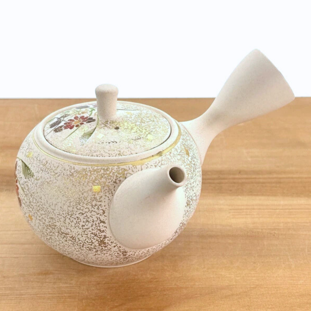 常滑焼×九谷焼 急須 白泥丸形菊薄柄 晶窯 | ギフトショップ Nihon