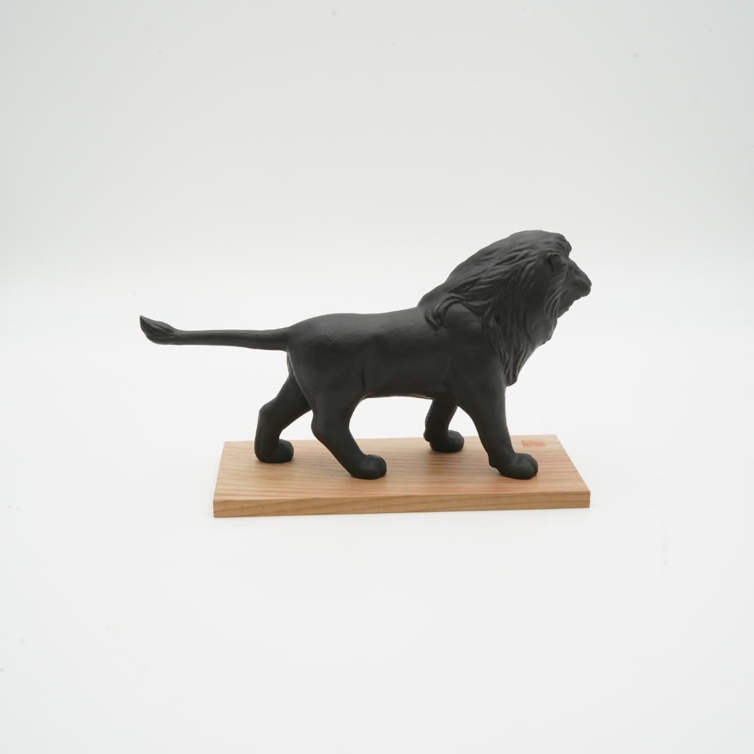 OMOSHI Bookend Section「ライオン」