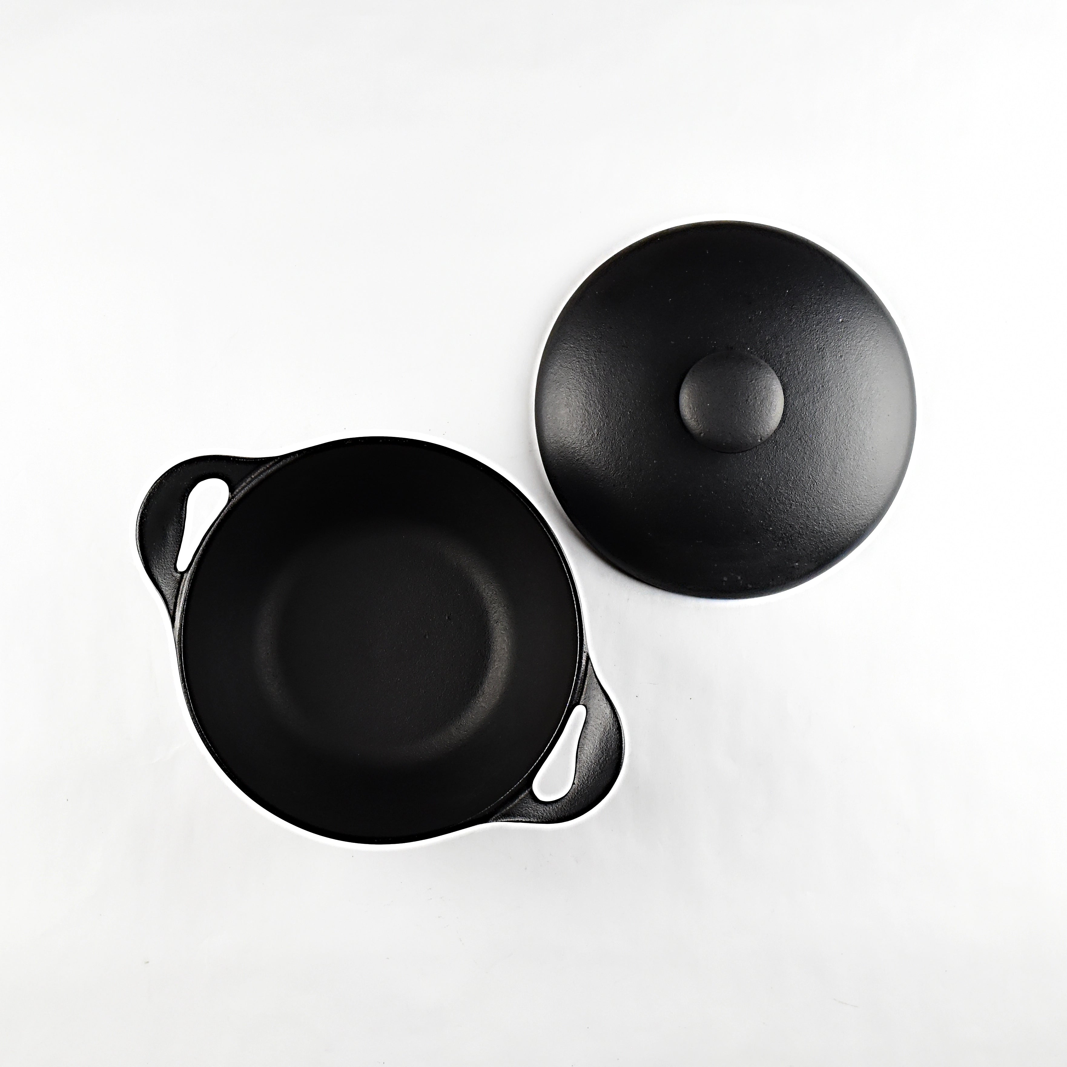 南部鉄器 岩鋳 CUROCO キャセロール | ギフトショップ Nihon Miyabi 南部鉄器 岩鋳 CUROCO キャセロール | ギフトショップ Nihon Miyabi