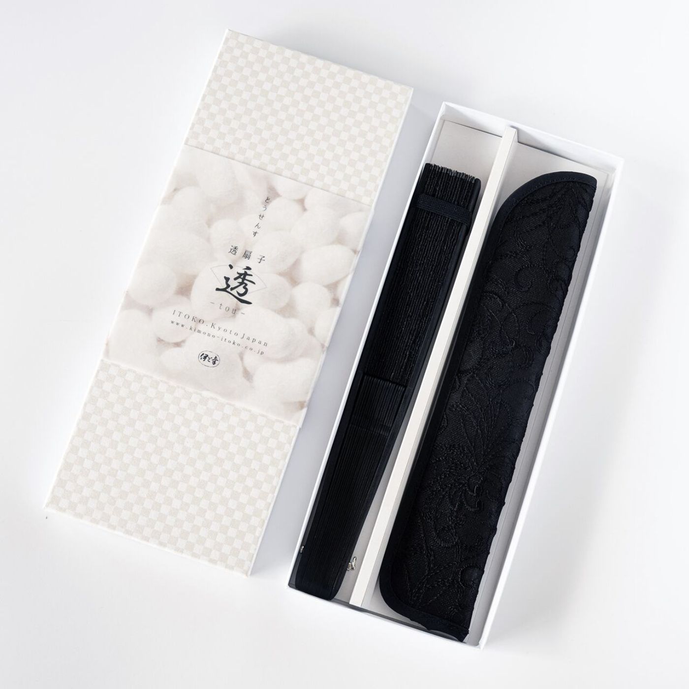 染め透扇子 糸菊尽くし　